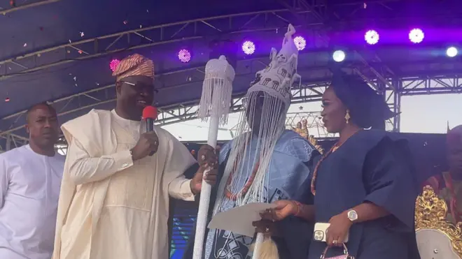 Makinde gbe ọpa aṣẹ fun Aṣẹyin tuntun