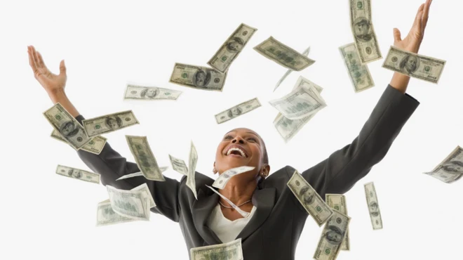 คนอ้าแขนรับเงิน