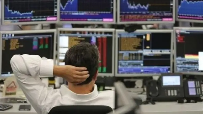 مؤشر فوتسي 100