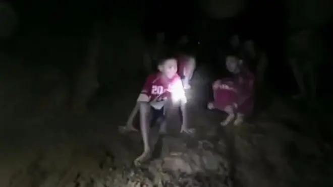 ထိုင်းကလေးတွေ ဂူထဲက ပြန်ထုတ်နိုင်ရေး