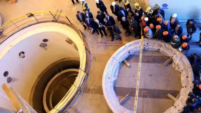 مفاعل أراك النووي أحد المنشْات النووية الإيرانية الهامة