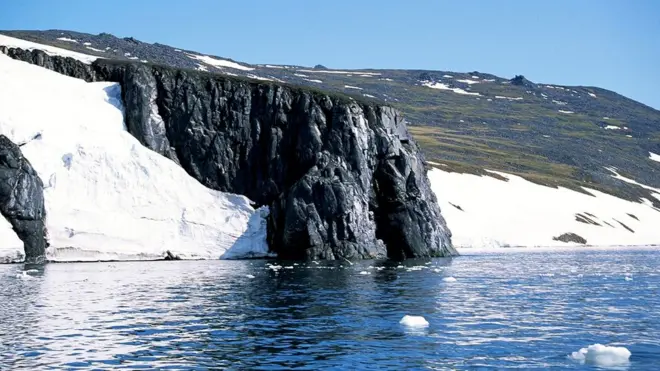 Ҳойнаҳой, Америка қитъасида асли Сибирдан келиб чиққан одамлар яшаганлар