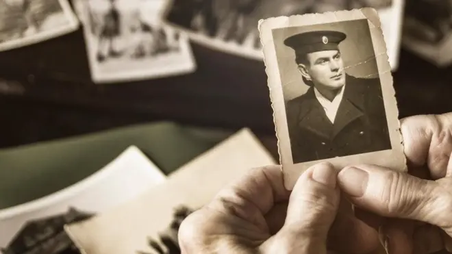 يتحلى البشر بقدرة معرفية لا يتمتع بها أيٌ من الكائنات الحية الأخرى على ما يبدو، ألا وهي القدرة على "السفر عبر الزمن" بعقولهم.