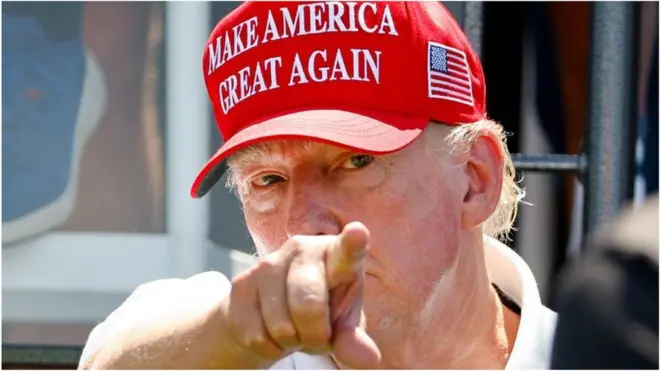 డోనల్డ్ ట్రంప్