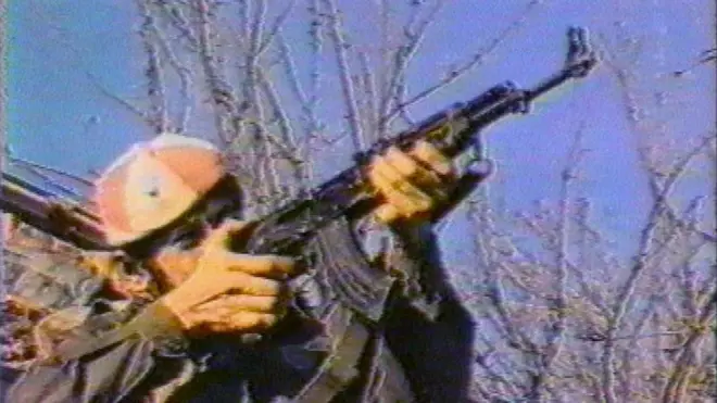 Sukobi na Balkanu i na Kavkazu tokom devedesetih godina prošlog veka na snimcima izgledaju veoma slično