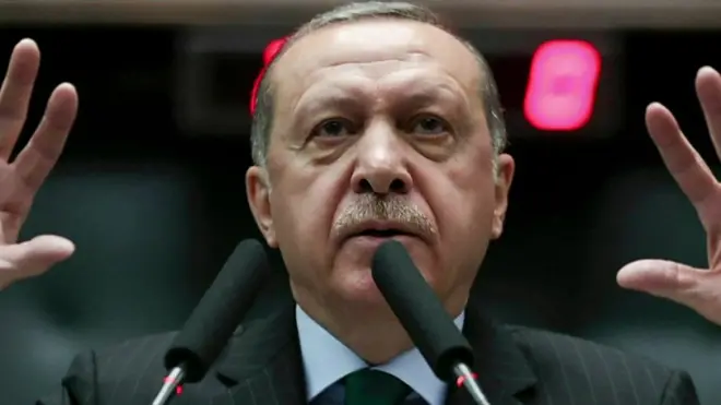 El traslado de la embajada de Estados Unidos en Israel de Tel Aviv a Jerusalén es una medida polémica y llena de riesgos, como le han advertido a Donald Trump varios dignatarios.