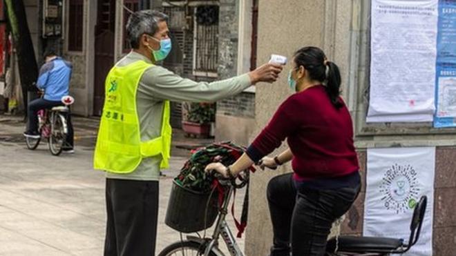 廣東廣州的街道防疫檢測點