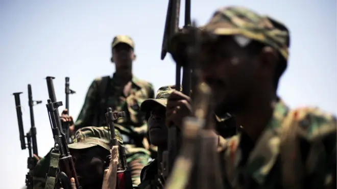 መለዮ ዝተኸድኑ ዕጡቓት ኣባላት ሚሊሻ ኣብ መኪና