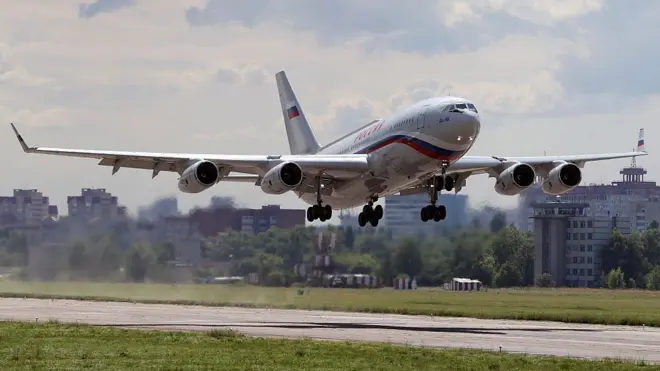 Летный отряд "Россия" обслуживает президента РФ и других государственных деятелей