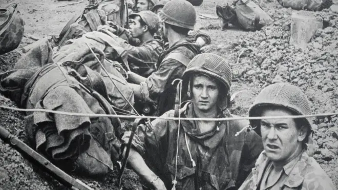 Ở Điện Biên, có khoảng 1200-1300 lính Đức bị giết tại trận - Ảnh từ cuốn La Guerre Mortelle