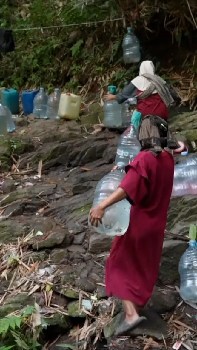 Kekeringan melanda Banten, sekitar 1.000 warga Desa Gunung Batur sulit mendapat air bersih