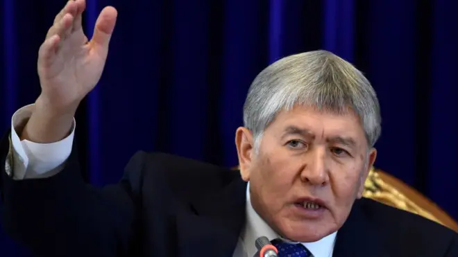 У житті Алмазбека Атамбаєва була активна участь у двох революціях, президентська посада і масштабна операція з його затримання. Тепер він може на довгий час опинитися у в'язниці