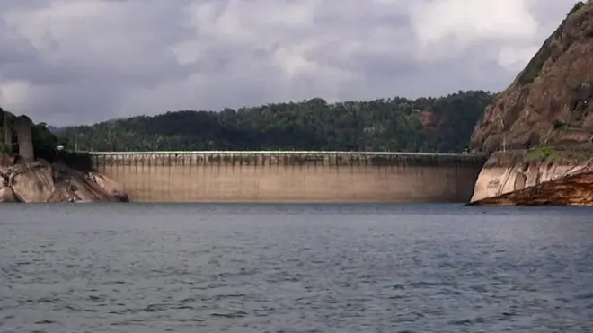 કેરળમાં ડેમ