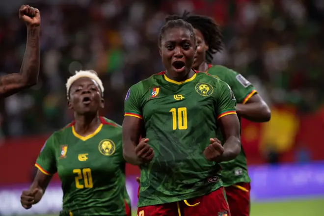 La Camerounaise Naomi Leslie Ndjoah Eto exulte après avoir marqué lors de la finale de la Coupe d'Afrique des nations féminine de la CAF 2026 opposant le Cameroun au Malawi, au stade Moulay El Hassan de Rabat, au Maroc, le 16 août 2026. Finale de la Coupe d'Afrique des nations féminine (WAFCON) : Cameroun - Malawi, Rabat, Maroc - 16 août 2026