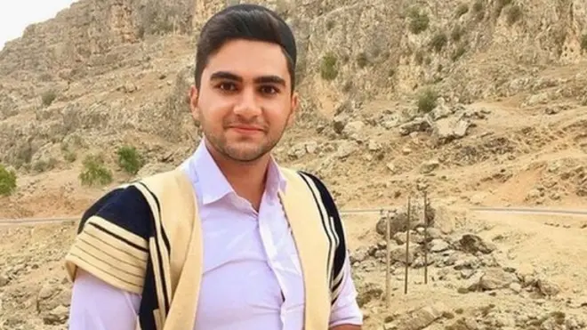 پسرعموی ماه‌منیر مولایی‌راد