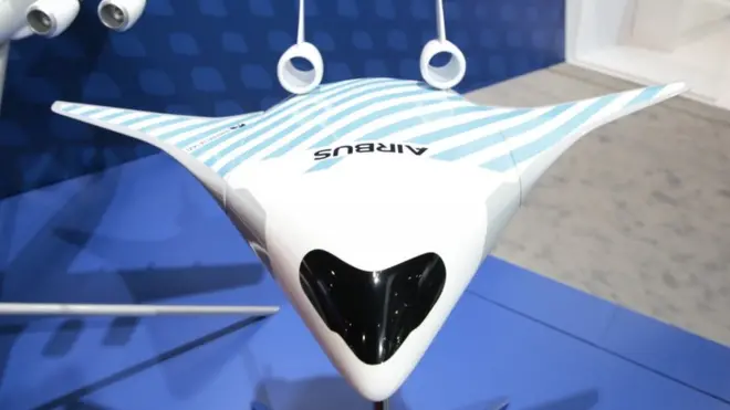 Модель нового самолета Airbus