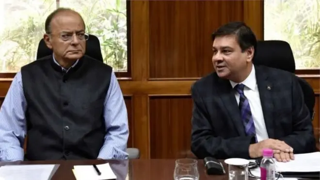 वित्त मंत्री अरुण जेटली और उर्जित आर पटेल