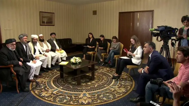 نشست خبری طالبان و اعضای شورای صلح افغانستان در مسکو