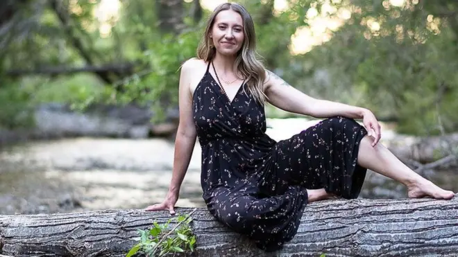 పిల్లల పెంపకంలో ఒత్తిళ్లను తట్టుకునేందుకు కొందరు తల్లులు గంజాయిని వాడుతున్నారు