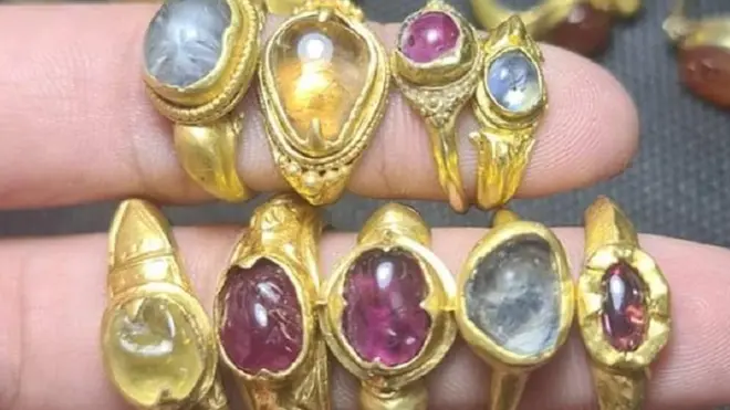 Koleksi cincin milik Asmadi yang diduga berasal dari Sungai Musi.