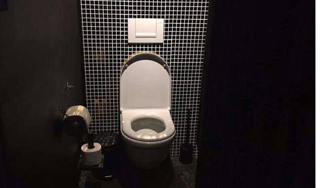 Громадський туалет у Бремені