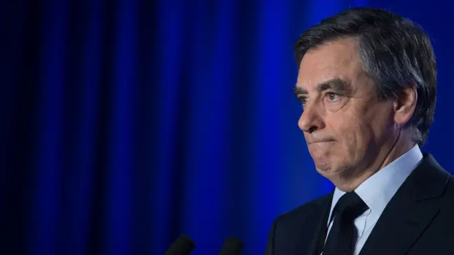 Франсуа Фийон обещал продолжать борьбу за пост президента, несмотря на расследование