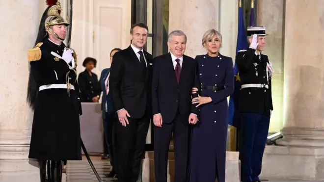 Makron va Mirziyoyev