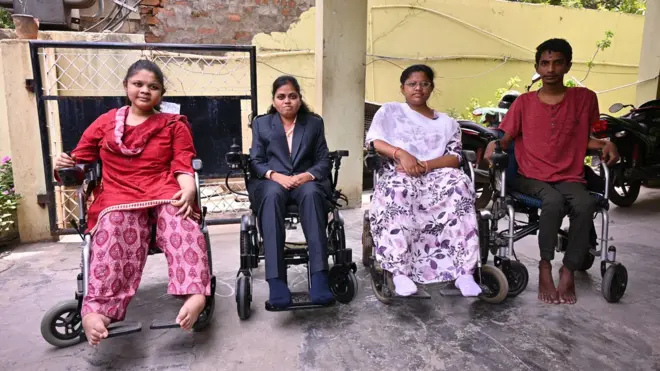 మస్కులర్ డిస్ట్రఫీ బాధితులు