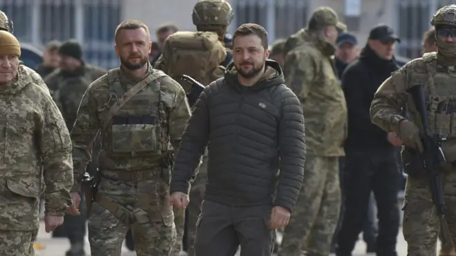 Zelensky akiwa Kherson