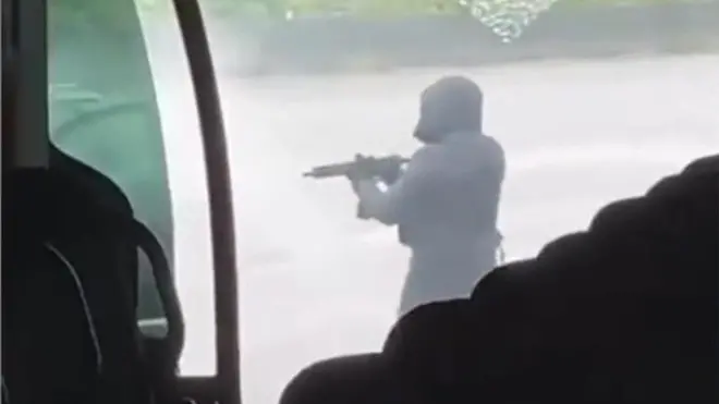 Нападавший