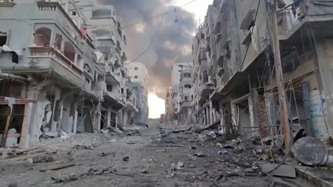 تدمير شوارع كاملة في مخيم جباليا للاجئين بغزة