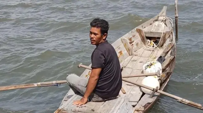 Sobirin, warga Kampung Tanjung Banon