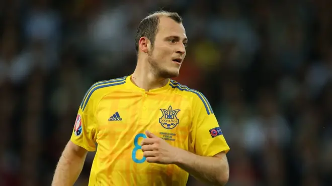 Роман Зозуля каже, що один з іспанських журналістів сприйняв герб України за праворадикальну символіку