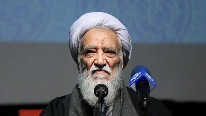 نایب رئیس مجلس خبرگان رهبری گفته است: باید در برابر مقام معظم رهبری و برای رضای خدا دهان‌ها را ببندیم