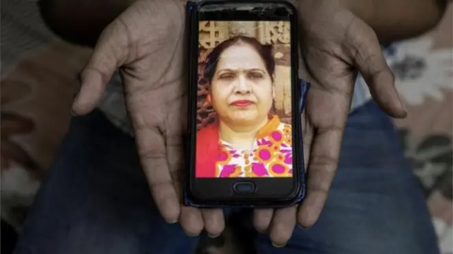 Lammilen Indiyaa 154,000 caalan Covid-19nin du'aniiru