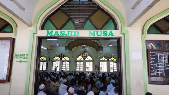 Masjid Musa di Kota Mombasa, Kenya, sempat dituding sebagai tempat perekrutan anggota kelompok Al-Shabab. Namun, kini masjid tersebut menjadi pusat rekonsiliasi dan perdamaian.