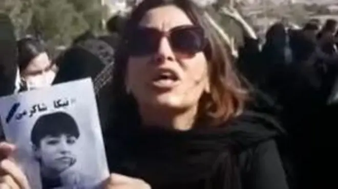 نیکا شاکرمی