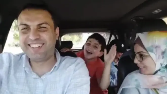 أطفالي عالقون في غزة