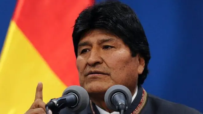 Evo Morales diberi suaka oleh Meksiko menyusul pengunduran dirinya dari jabatan presiden Bolivia