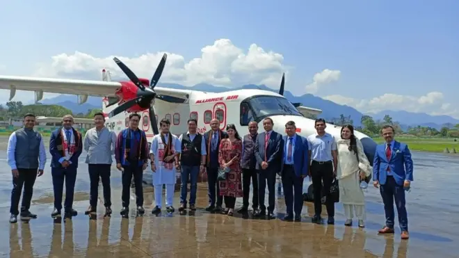 అలయన్స్ ఎయిర్ సర్వీసుల ప్రారంభం సందర్భంగా కేంద్ర మంత్రులు, అధికారులు