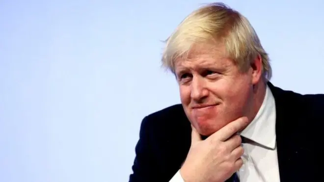 جونسون قال في مؤتمر بروما إن السعودية وإيران تستغلان غياب القادة في الشرق الأوسط.