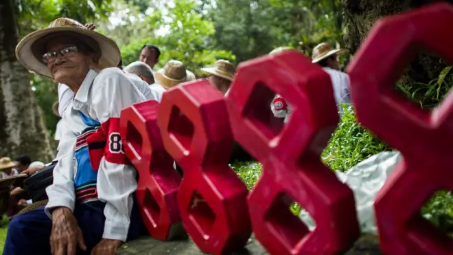 စက်တင်ဘာဆို မြန်မာ့ပြည်တွင်းရေးမှာ တစ်ခုမဟုတ်တစ်ခု လှုပ်လှုပ်ခတ်ခတ်ဖြစ်လေ့ရှိ