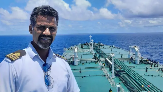 ஹோர்மூஸ் நீரிணை, பஹாமாஸ், சசிகுமார், காஞ்சிபுரம் பொறியாளர், சசிகுமார், தமிழக பொறியாளர்