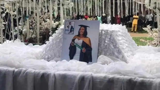 Picture from di burial 