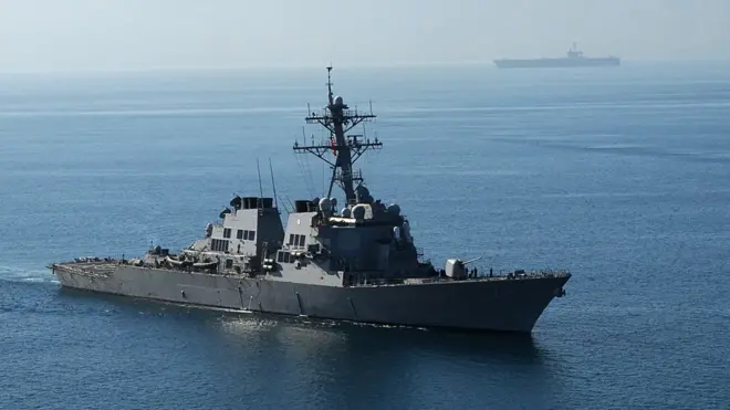 Tàu USS Higgins là khu trục hạm có mang tên lửa dẫn đường