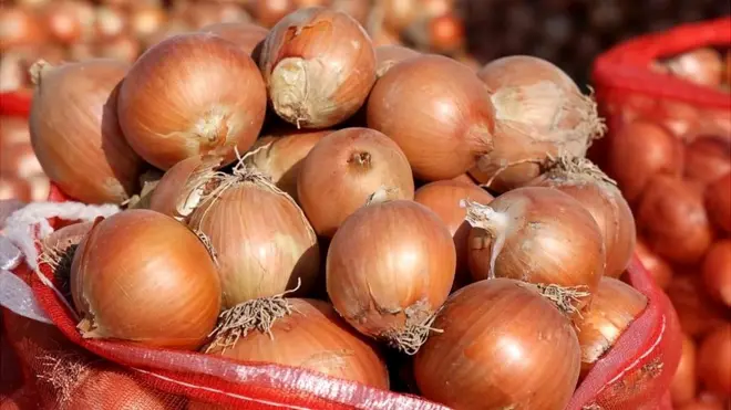 Турли ҳудудлардан олинган хабарларда маҳсулотнинг чакана нархи 10,000 сўмлик маррани кесиб ўтгани билдирилган