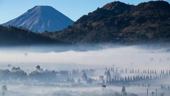 Kemungkinan bahwa keberadaan candi-candi di dataran tinggi Dieng merupakan lokasi ritual keagamaan, memang sudah disepakati para ahli.