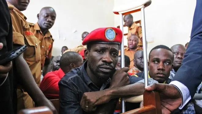 Bobi Wine aliachiwa kwa dhamana Jumatatu wiki hii baada ya kuwekwa kizuizini na jeshi la Uganda ambapo inaripotiwa aliteswa.