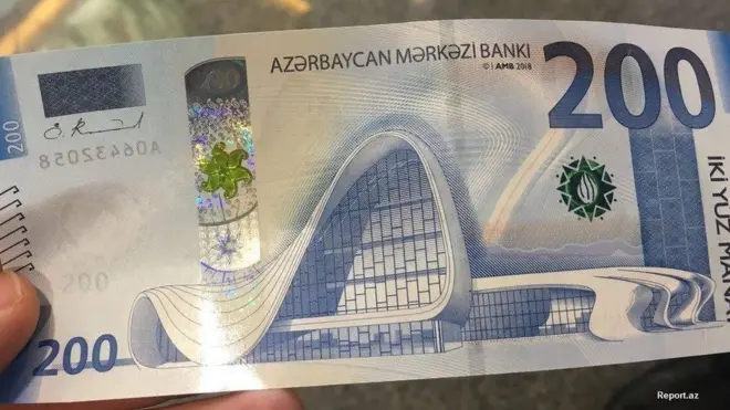 Mərkəzi Bankın dövriyyəyə buraxdığı yeni 200 manatlıq pul əskinaslar tənqid olunur