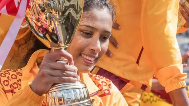 ආසියානු කුසලානය අතැතිව